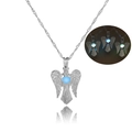 Leuchtende Engel-Anhänger Halskette mit leuchtender Perle und silberner Kette - Engelsform (NY059-NY061)