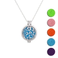 Silberne Aroma-Medaillon-Kette mit blauem Filzpad und bunten Ersatzpads - Wolkenmuster (NX325)