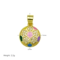 Vista dettagliata del ciondolo a pallone da calcio con smalto colorato e zirconi in oro 18K - Stile Calcio Multicolore (DN251215-A) Solo (Senza Catena)
