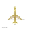 Dettaglio del ciondolo aereo in rame placcato oro 18K con zirconi e dimensioni totali - Ciondolo Aereo Smalto Rosa Zirconia (DN251205-B) / solo ciondolo