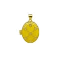 Detalle de relicario ovalado bañado en oro de 18K con esmalte amarillo y flores en relieve - Esmalte Amarillo Brillante Relieve Floral Relicario Ovalado Solo (Sin Cadena) (DN251242-K)