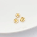 Prachtige 18K vergulde bloem kralen met zirkonia voor het zelf maken van unieke sieraden - Stijl 4 Bloemkapje 7mm Gat 1.2mm
