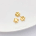 Separadores estrella de oro de 18K con circonitas blancas para creación de joyería - Estilo 12 Capuchón Flor 8.5mm Agujero 1.5mm