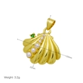 Détails du pendentif coquillage doré orné de perles blanches et zircon vert - Style Coquille B Pendentif Seul (Sans Chaîne) (DN241207-B)
