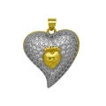 Dettaglio del ciondolo a cuore bicolore con zirconi bianchi e cuore dorato centrale - Stile Fiamma Cuore (Solo Ciondolo (Senza Catena))