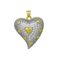 Dettaglio del ciondolo a forma di cuore con base in argento e piccoli cuori dorati - Stile Decorativo Multi-Cuore (Solo Ciondolo (Senza Catena))