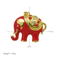 Gedetailleerd overzicht van de rode emaille olifant hanger met 18k goudlaag en afmetingen - Rode Hanger Zonder Ketting (DN250704-A)