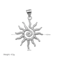 Détail du pendentif soleil martelé de 46 mm avec motif en spirale et plaqué or 18 carats - Style Spirale Soleil Argenté (DN250922-B) Seul (Sans Chaîne)