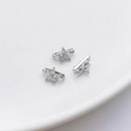 Distanziatore a fiore d'argento con zirconi per la creazione di gioielli fai da te - Fiore in Zircone Marquise Argento 7mm (5207591226212)