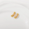 18K vergulde holle gebogen buis kraal met roze emaille bloemen voor DIY sieraden - Opengewerkte Roze Bloem Stijl / 5x22mm
