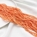 Lebhafte orangefarbene quadratische Muschelperlen mit Perlglanz für DIY-Schmuckstücke - Orangerot 3.5*3.5mm