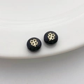Cuenta DIY flor trébol corazón chapada en oro 14K en acabado negro y dorado - Trébol de cuatro hojas / 1 Pieza (5*8mm) / Negro