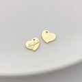 Colgante de corazón en oro de 14K pulido con grabado artesanal para bisutería - Etiqueta Corazón 14K Handmade (8#)