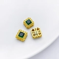 Colgantes huecos bañados en oro vintage y gemas verde esmeralda para joyería DIY - Cuenta Efecto Esmeralda 6x11mm (1 Pieza)