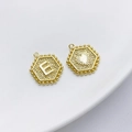 14K goud gevulde zeshoekige hanger met letter E en hart voor DIY-sieraden maken - Stijl E (Hart Zeshoek)