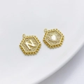 14K vergulde zeshoekige bedel met letter N en hartpatroon voor DIY-sieraden maken - Stijl N (Hart Zeshoek)