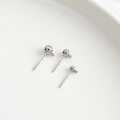 Zilveren bolletjes oorbellen met oogje in drie maten voor DIY sieraden maken - Horizontale Lus / 3mm / Witgoud