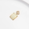 14K goudgevulde Ruyi-hanger met crème edelsteen en glinsterende micro-pavé kristallen - Gelukswolk Vredesplaat Hanger