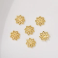 Set van zes 14K goud vergulde holle geometrische bloem kralenkapjes voor DIY sieraden - 18K Lotusvorm Kraalkapje (8mm)