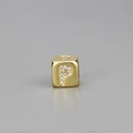 Handgewebtes Armband mit goldenem Buchstaben-P-Anhänger und Zirkonia-Besatz - Alphabet P Würfelperle