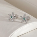 Elegante Seestern-Ohrstecker aus Silber mit grünem Stein und funkelnden Zirkoniasteinen - Grüner Stein Seestern Stil(ER01-10) / Silber