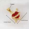 Vergulde koperen hart hanger met rode zirkoon en dolk, vintage stijl sieradenstuk - Dolk Roos Hart (NAC07-10) / 1.9x1.4cm (Zonder Ketting) / Rood
