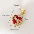 Vergulde hart hanger met rode zirkoon en doorn detail van 1,7 cm bij 1,2 cm groot - Doornen Hart (NAB10-6) / 1.7x1.2cm (Zonder Ketting) / Rood