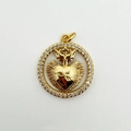 Goldener Herzanhänger mit Flamme und Kreuz, umrandet von funkelnden Zirkonia-Steinen - Heiliges Herz Kreuz-Stil (NT03-4)