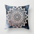 Housse de coussin Mandala ethnique en peau de pêche avec motifs marbre bleu et or rose - 45x45 cm / Mandala Marbré Bleu Foncé (DRD54-4)