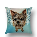 Leinen-Kissenbezug mit süßem Yorkshire Terrier und blauen Engelsflügeln auf weißem Hintergrund - 45x45 cm / Yorkshire mit Flügeln (YMD38-13)