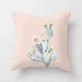 Primer plano de funda de cojín de poliéster con estampado artístico de cactus rosa - 45x45 cm / Estampado de Cactus Rosa (DRD181-6)