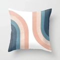 Primo piano dettagliato dei motivi geometrici arcobaleno rosa e blu sulla federa del cuscino - Quadrato (Senza Anima) / Stile Arco Arcobaleno Astratto (DRD343-3)