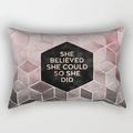 Kissenhülle aus Pfirsichhaut mit geometrischem Rautenmuster und motivierendem Spruch - Rosa Grau Marmor Inspirierender Spruch Stil (DRD220-7)