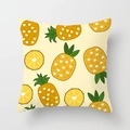 Federa gialla per cuscino con simpatica stampa a forma di ananas e cuoricini bianchi - Ananas dei Cartoni Animati con Cuore (DRD374-26)