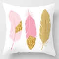 Witte vierkante kussenhoes met roze en gouden verenprints en glinsterende textuur - 45x45 cm / Roze Goud Veer Ontwerp (DRD111-15)