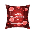 Quadratischer roter Kissenbezug zum Valentinstag mit Rosen und festlichem Schriftzug - 45x45 cm / Rosen Happy Valentine's Day (DRD316-10)