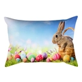 Funda de cojín de Pascua con un conejo marrón y huevos de colores en una cesta - Cesta de Bambú Conejo Marrón (DRD231-19) / 30x50