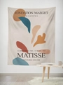 Dettaglio di arazzo corallo astratto Matisse su parete bianca con arredi stile nordico - 95x73cm / Stile Tessuto Spazzolato / Geometrico Astratto Moderno (GT59-3)