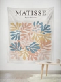 Détail de tapisserie style Matisse avec motifs corail et bleu sur un mur blanc pur - 95x73cm / Style Tissu Brossé / Découpe Bleu Rose Corail (GT59-9)