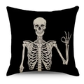 Halloween linnen kussensloop met witte skelethand OK-teken op zwarte basis - 45x45 cm / OK-gebaarstijl (YMD77-3)