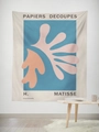 Tapisserie style Matisse avec motifs corail rose et orange sur un mur blanc épuré - 95x73cm / Style Tissu Brossé / Bleu Foncé Rose Orange Corail (GT59-25)