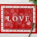 Set de table de la Saint-Valentin avec imprimé LOVE rouge et motifs cœurs sur bois blanc - Coton et lin / Style Base Rouge Lèvres LOVE (CD15-19)