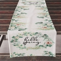 Runner da tavola in lino con stampa floreale Hello Spring su tavolo in legno scuro - Stile Hello Spring (ZQ12-7)
