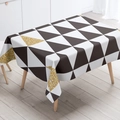 Detail of Nordic tablecloth with black, white and gold geometric triangle patterns - Zb14-28 / 40*60cm Small Towel