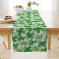Chemin de table en lin avec imprimé trèfle vert sur table en bois pour la Saint-Patrick - 33*183cm / Trèfle All-over (ZQ31-3)