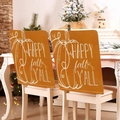 Détail de la housse de chaise orange pour Thanksgiving avec citrouille et texte festif - Style Citrouille Joyeux Automne Orange (YT08-19) / 1 Pièce (49x58cm)
