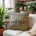 Τετράγωνο μαξιλάρι φασκόμηλο με τύπωμα HOME sweet home σε λευκό καναπέ στο σαλόνι - 45x45cm Μονή Όψη (Χωρίς Εσωτερικό) / Γράμματα Home Sweet Home (SPP010-2)