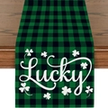 Chemin de table Saint-Patrick à carreaux verts et noirs avec motif trèfle Lucky - 33*183cm / Motif Trèfle Chanceux Plaid Noir et Vert (ZQT03-1)