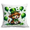 Macro shot of St. Patrick's Day cushion cover with lucky highland cow and shamrocks - 45*45cm Short Plush Single Sided Without Core / Balloons Highland Cow Style (CDR87-9)