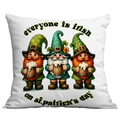 Housse de coussin St. Patrick avec trois gnomes festifs et citation de fête irlandaise - Groupe de Nains Irlandais (CDR93-9) / 45x45cm Simple Face (Sans Garnissage)